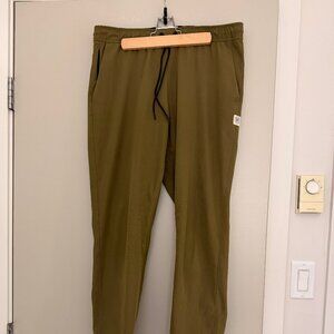 Reigning Champ Coach's Jogger | Medium, Moss